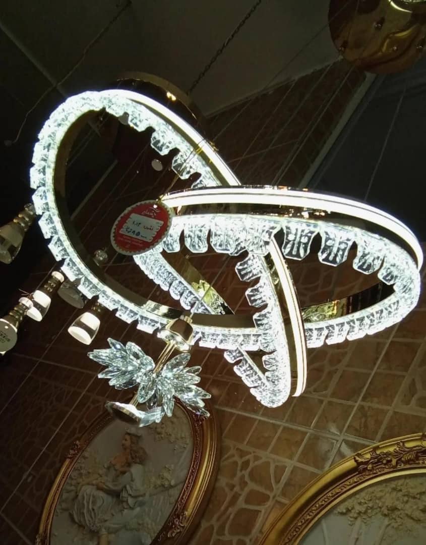 فروشگاه لوستر و کریستال آقای چشمگیر در خوی